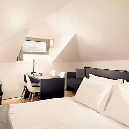 Cathedral Design Apartment *